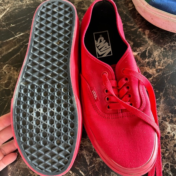 Vans - Picture 2 of 3